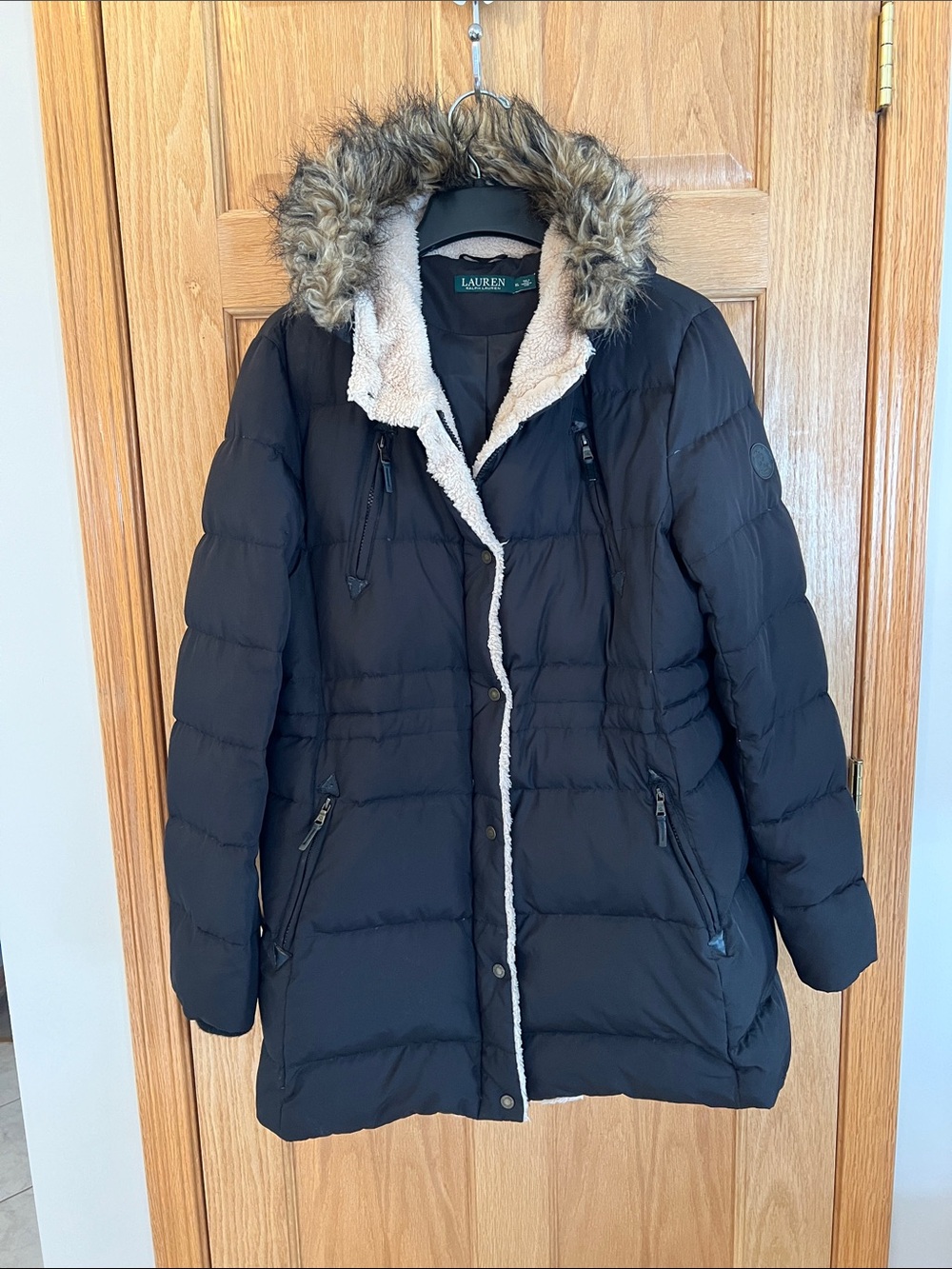 Lauren - Ralph Lauren Black Quilted Puffer Coat with Faux-Fur Hood